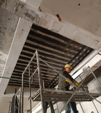 南寧青秀區(qū)民歌湖改造項目樓板碳纖維加固工程案例